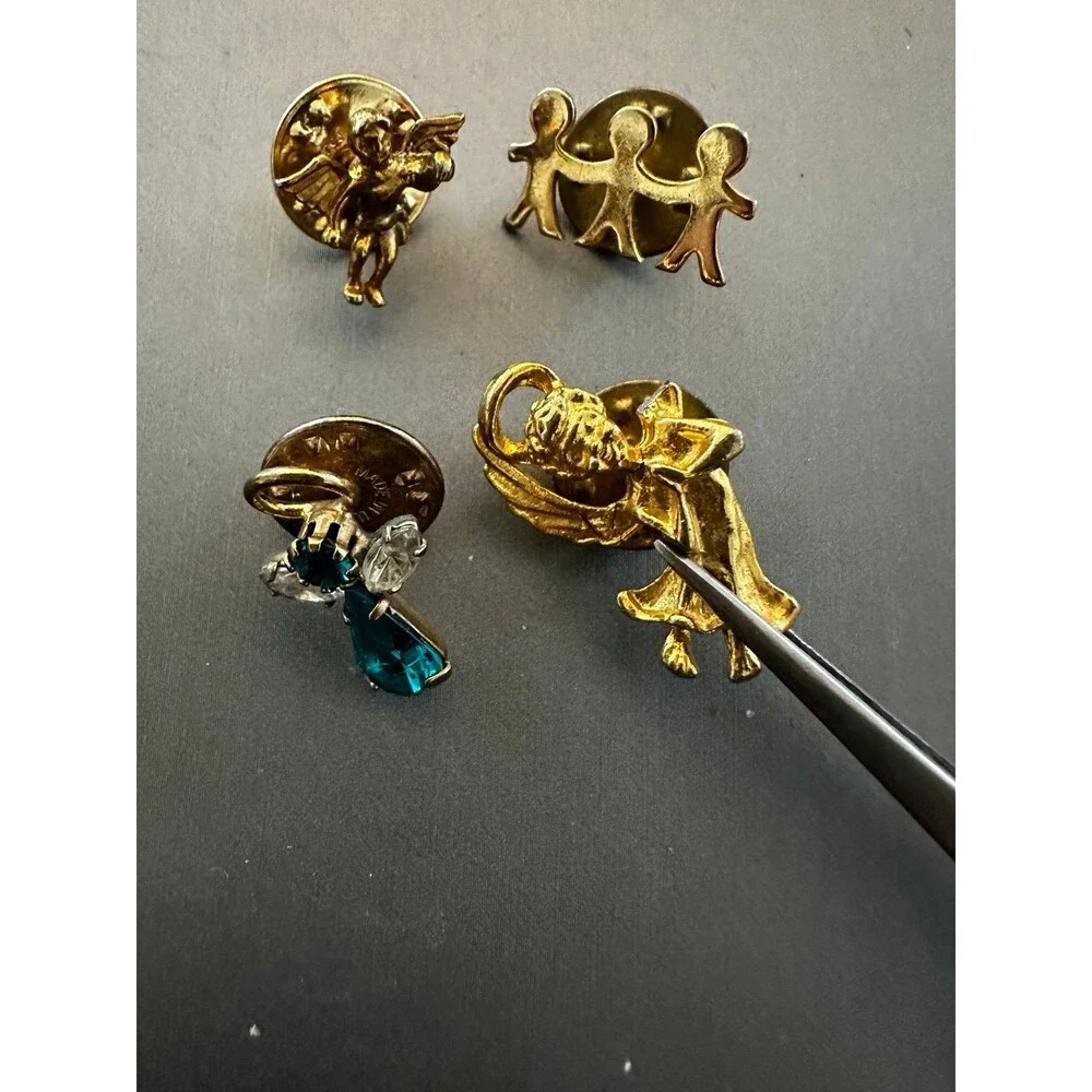 Vintage Lapel Pins (15)